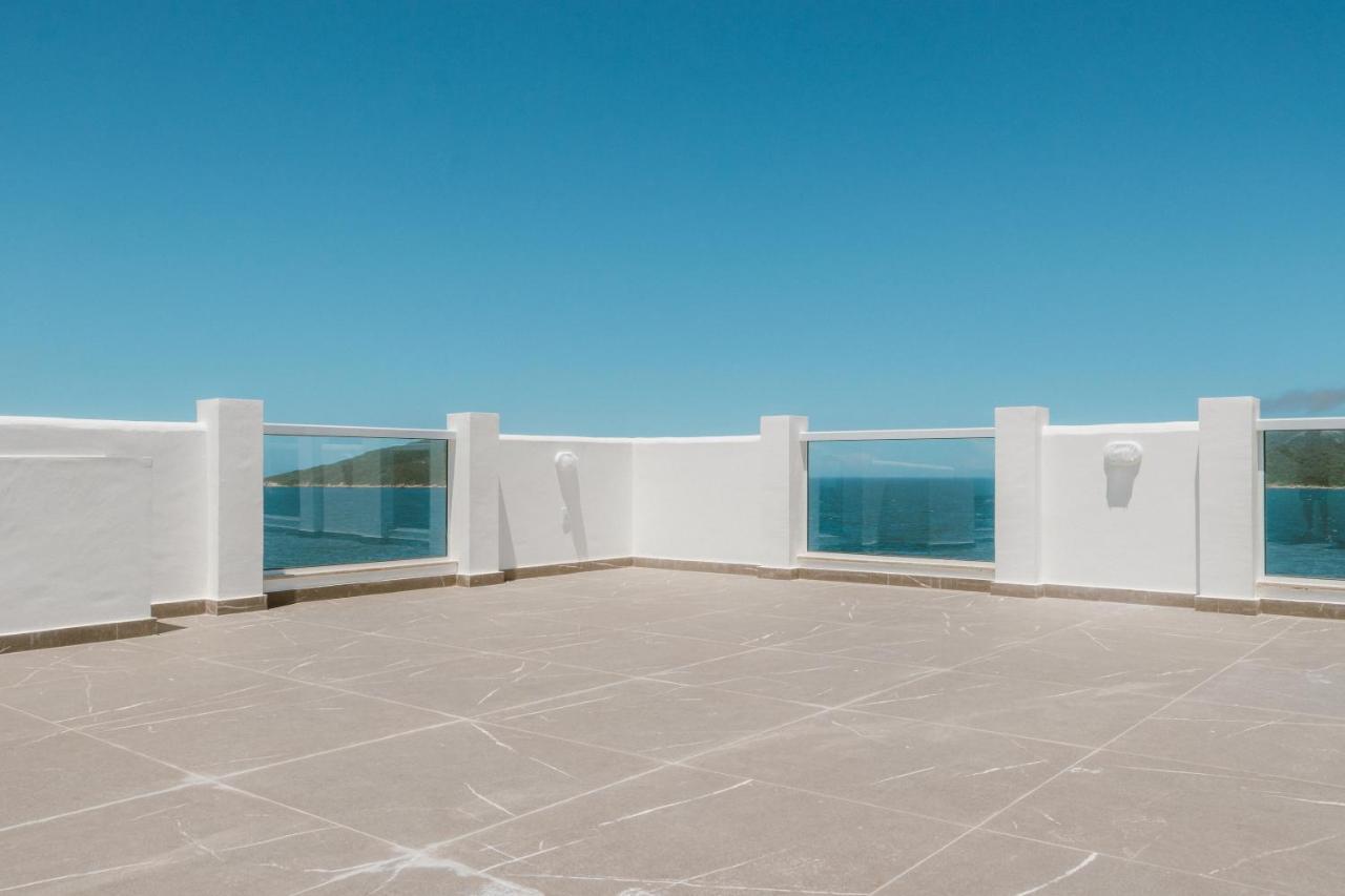 Casa Santorini Terrace * Arraial do Cabo